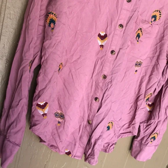 Anthropologie county fair pink hot balloon embroidered top - Picture 5 of 11
